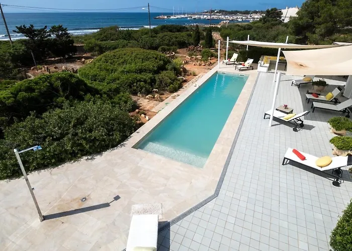 Villa Son Reynes With Sea Views & Pool In South Mallorca