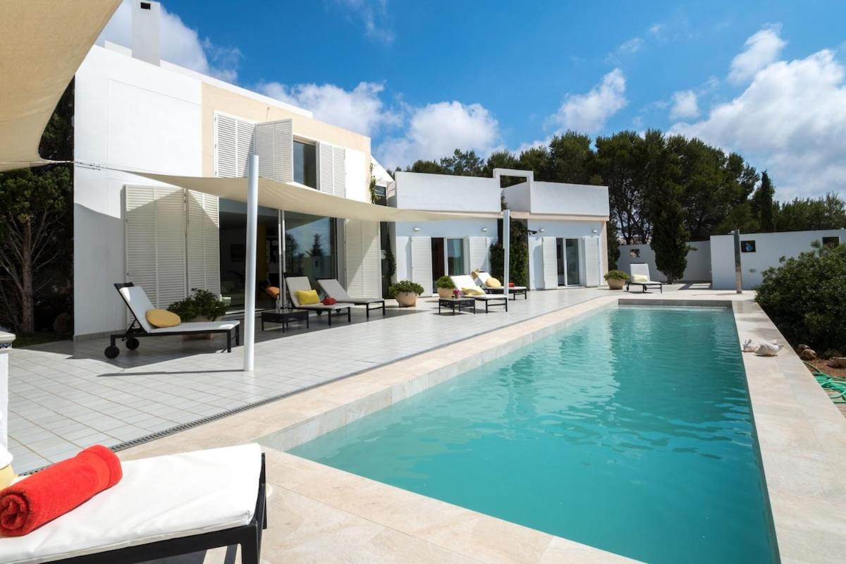 Villa Son Reynes With Sea Views & Pool In South Mallorca