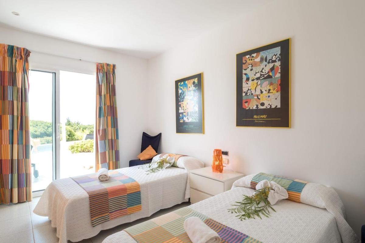 Son Reynes With Sea Views & Pool In South Mallorca Villa *