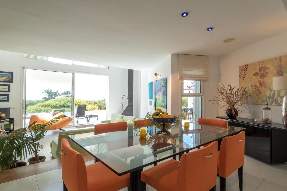 Villa Son Reynes With Sea Views & Pool In South Mallorca