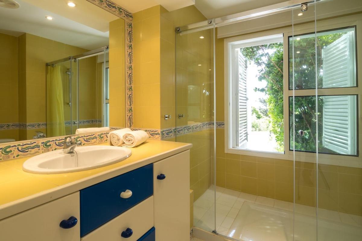 Villa Son Reynes With Sea Views & Pool In South Mallorca S'Estanyol de Migjorn
